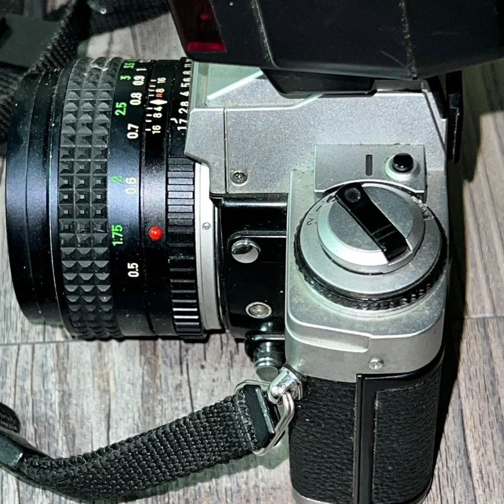 Vintage Japanese Minolta XGM SLR Film Camera with Zoom Lens & Minolta Flash Unit